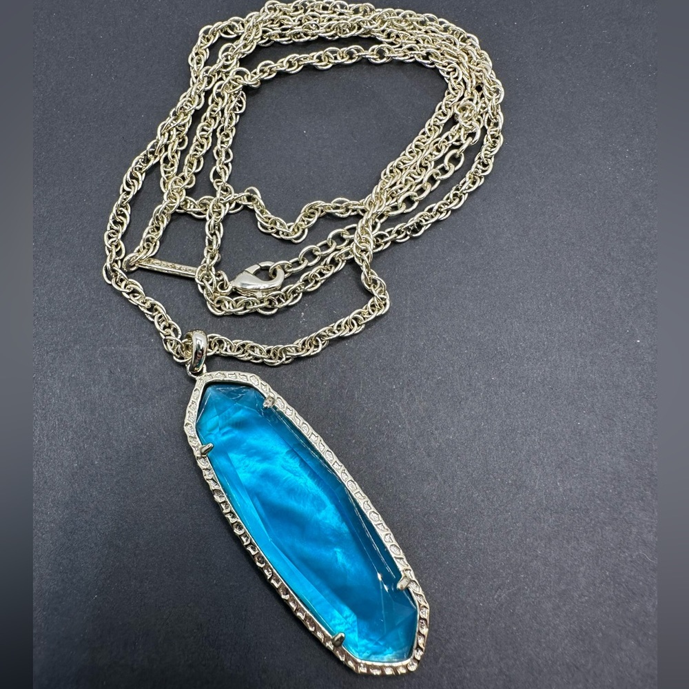 Kendra Scott Layden Necklace in Gold London Blue
